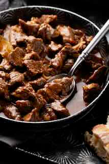 Red Wine Braised Beef with Garlic Mashed Potatoes